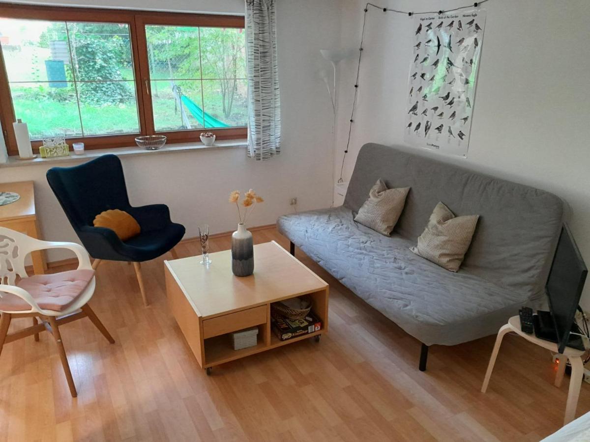 Apartment mit Küche und Balkon oder Terrasse, ruhig und gut erreichbar Piding Exterior foto